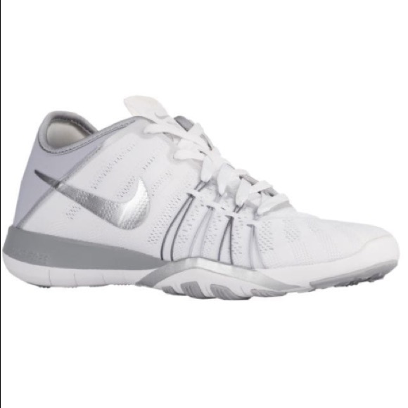 nike free tr 6 white